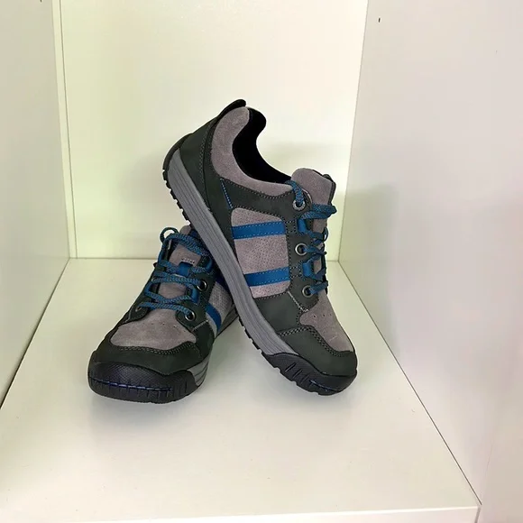 Oboz Footwear | Shoes | Oboz Mens Sypes Low Leather Ddry  display picture 2